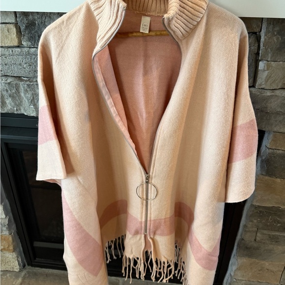 Cato Jackets & Blazers - Cozy Pink & Cream Women's Poncho